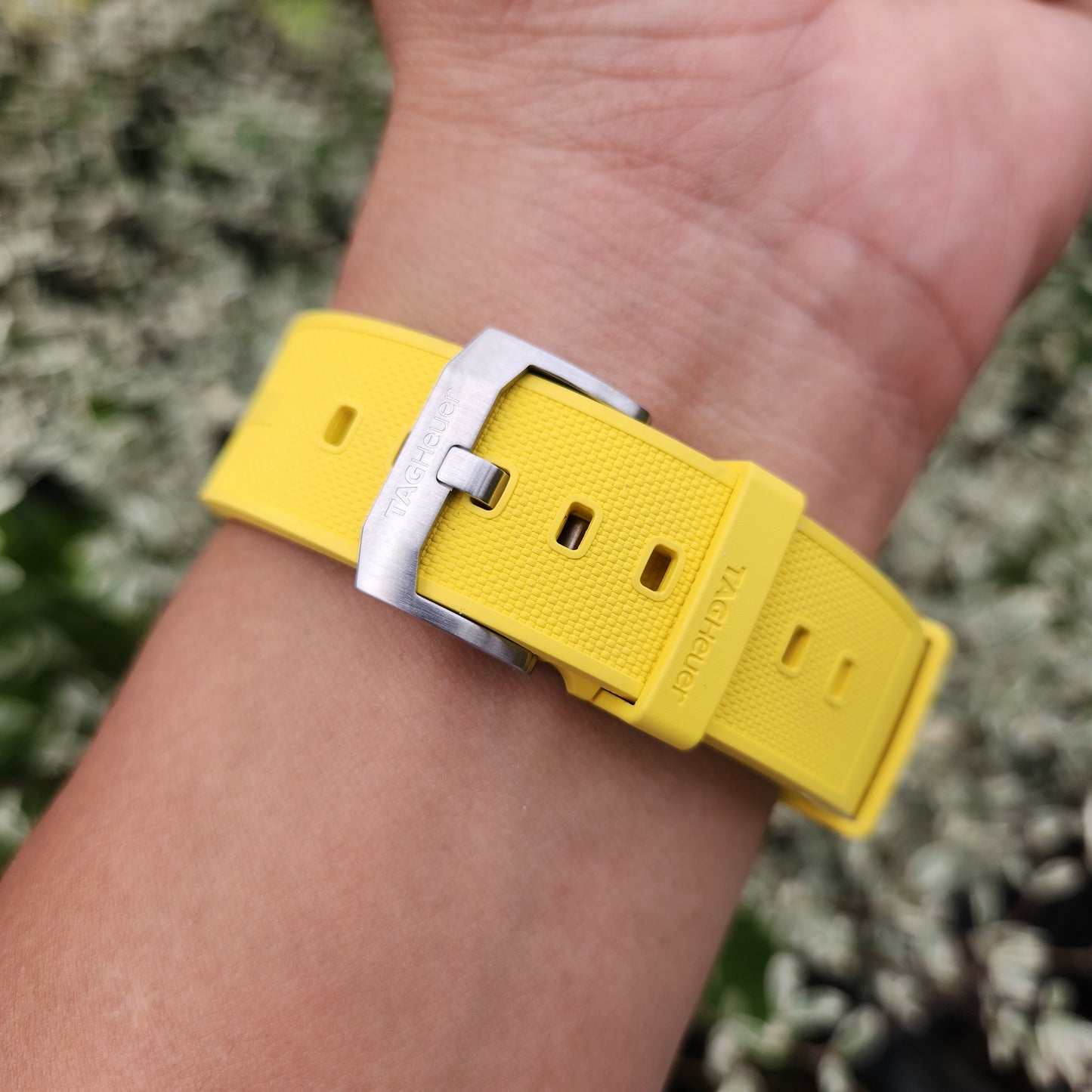 Tag Heuer F1 Chronograph Yellow Dial 43mm - Complete Set