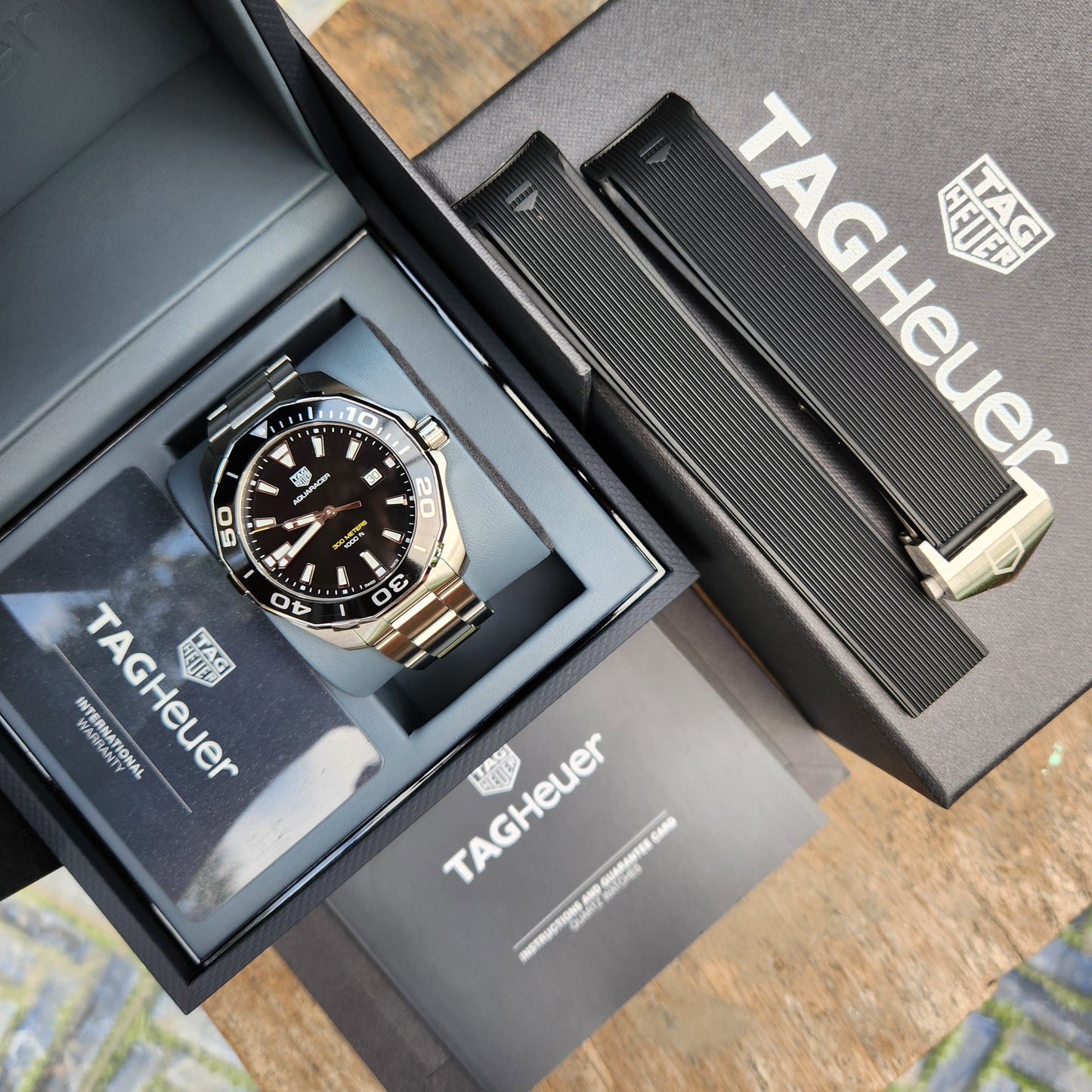 Tag Heuer Aquaracer Black Dial 300M 43mm - Complete Set