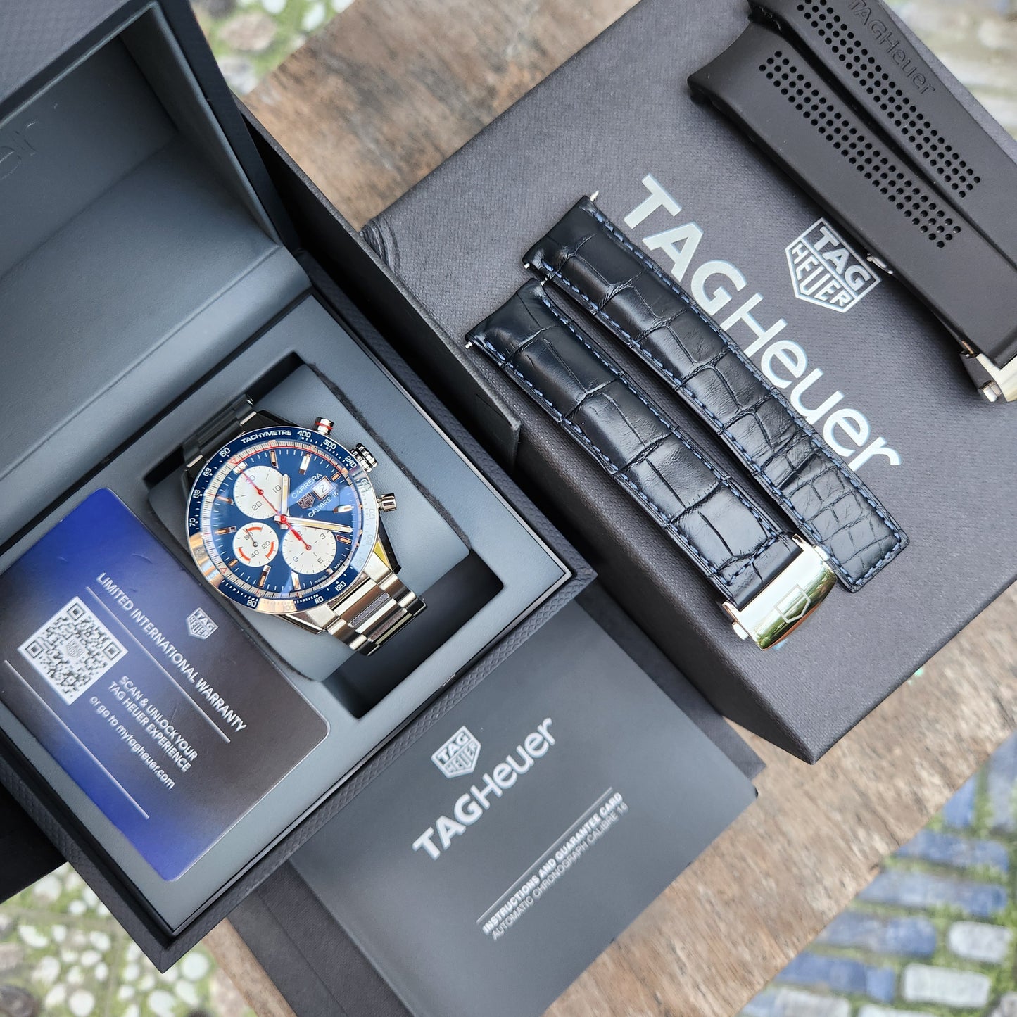Tag Heuer Carrera Calibre 16 Chronograph Ceramic Bezel Blue Opalin Dial 41mm - Complete Set