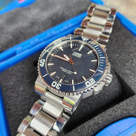 Oris Aquis Date Ceramic Bezel Blue Dial 43mm