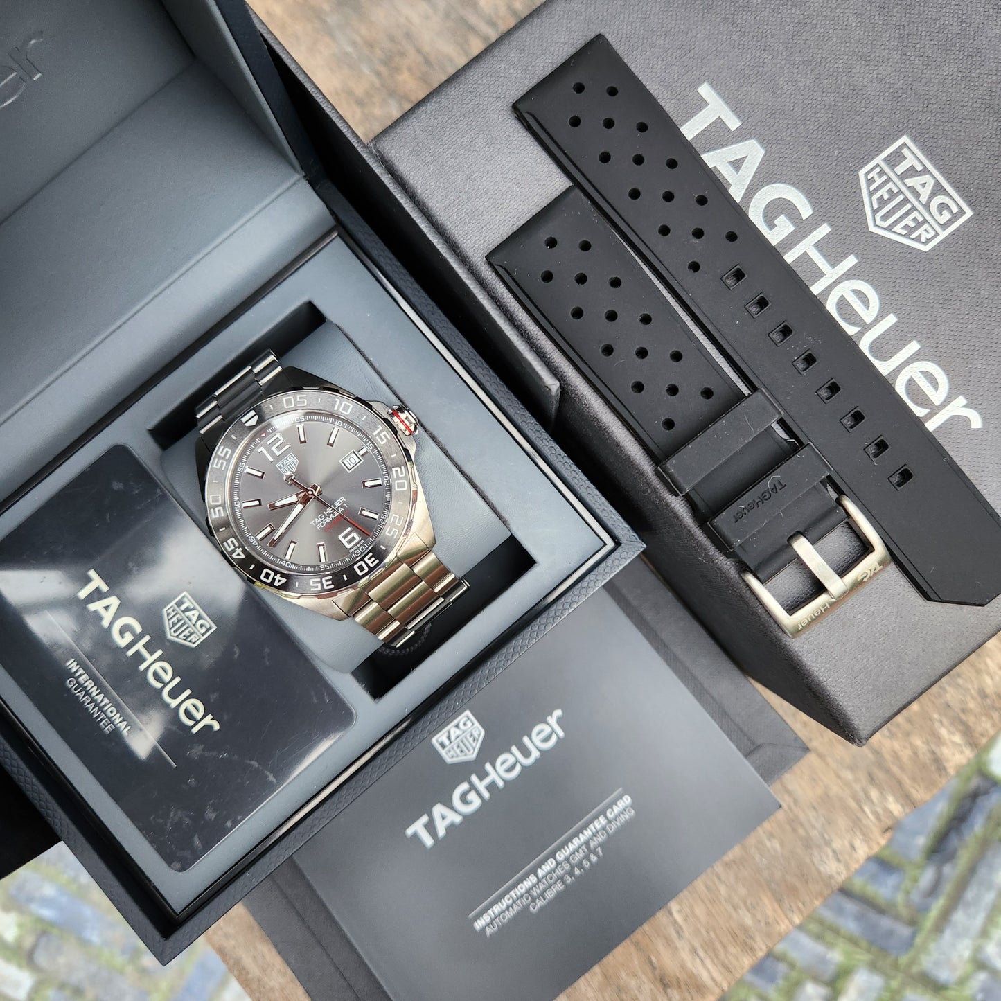 Tag Heuer F1 Date Calibre 5 Anthracite Grey Dial 43mm - Complete Set