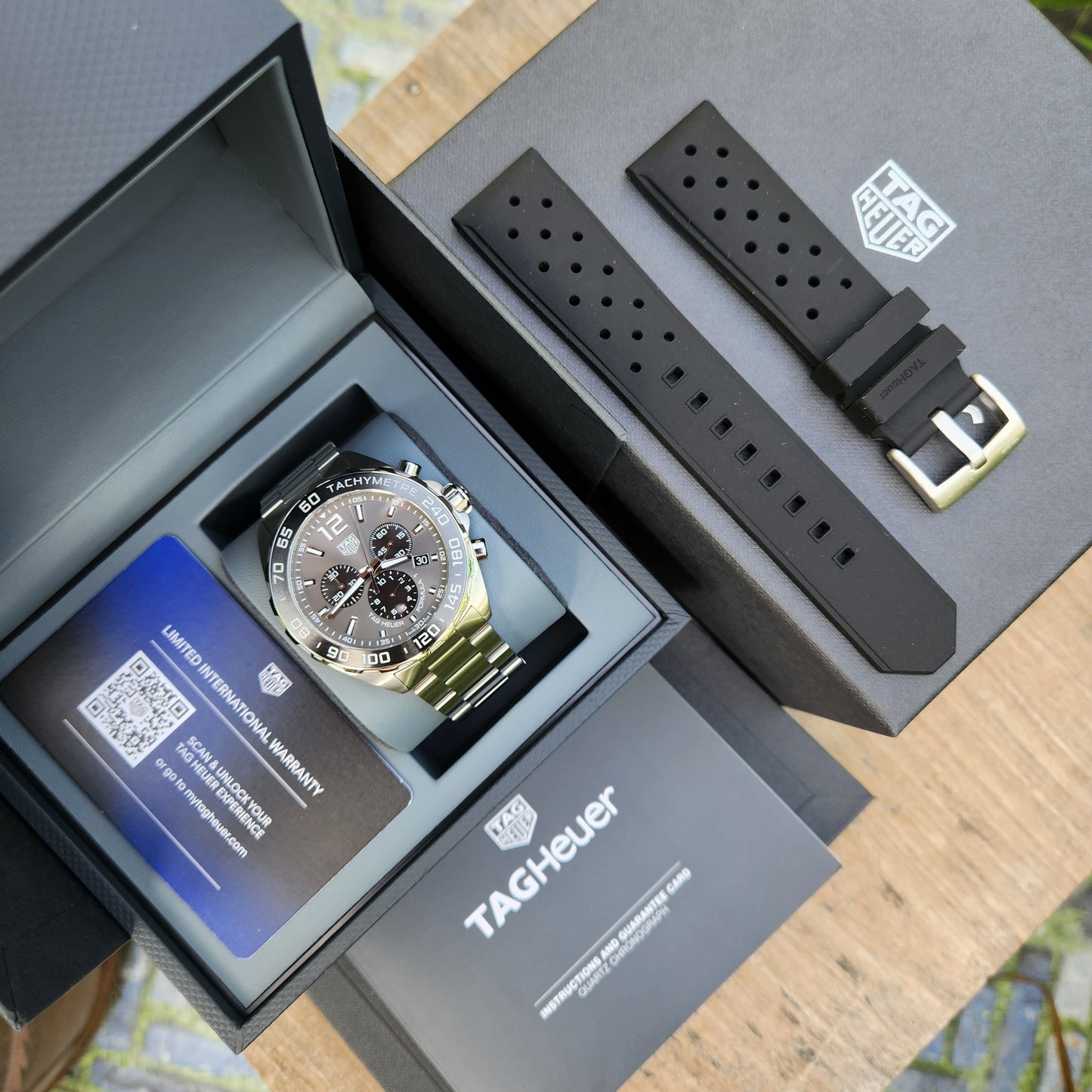 Tag Heuer F1 Chronograph Ceramic Bezel Anthracite Grey Dial 43mm - Complete Set