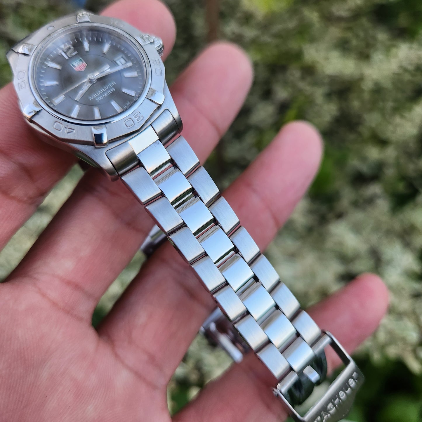 Tag Heuer Ladies Aquaracer Grey Sunburst Dial 27mm
