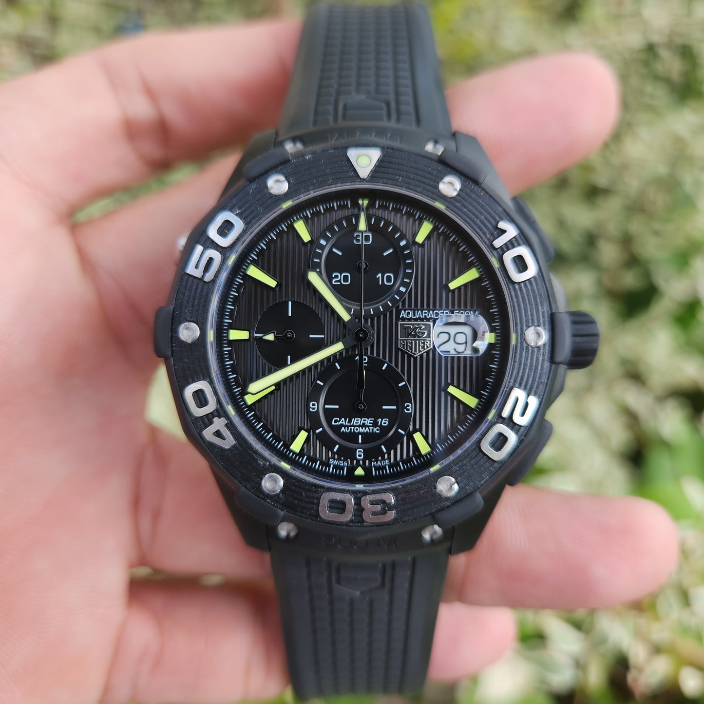 Tag Heuer Aquaracer Chronograph Calibre 16 Titanium PVD Black Engraved Stripes Dial 500M 44mm - Complete Set