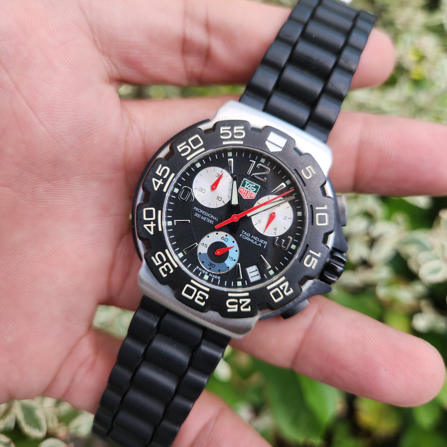 Tag Heuer F1 Chronograph 40mm Black Dial - (Rubber Strap)