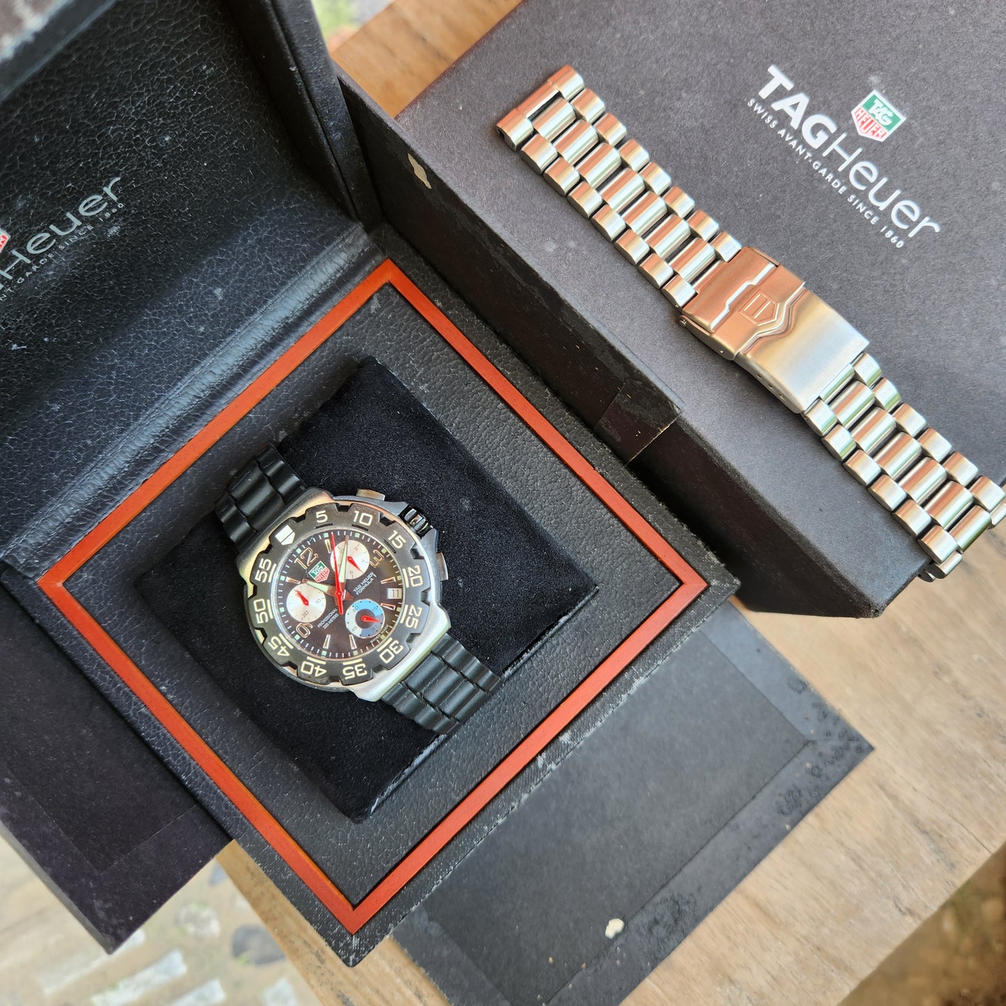 Tag Heuer F1 Chronograph 40mm Black Dial - (Rubber Strap)