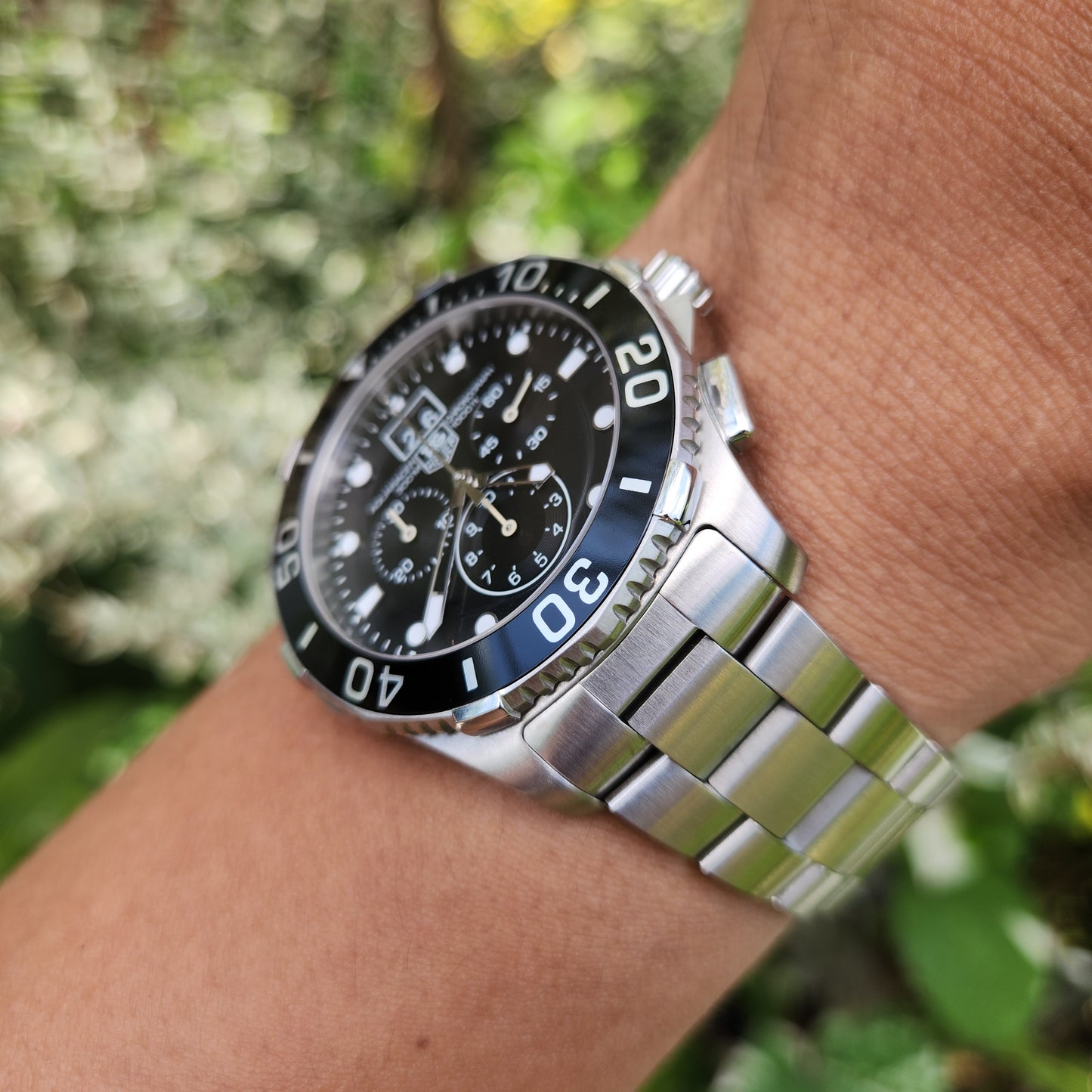 Tag Heuer Aquaracer Chronograph Grande Date Black Dial 43mm - Complete Set
