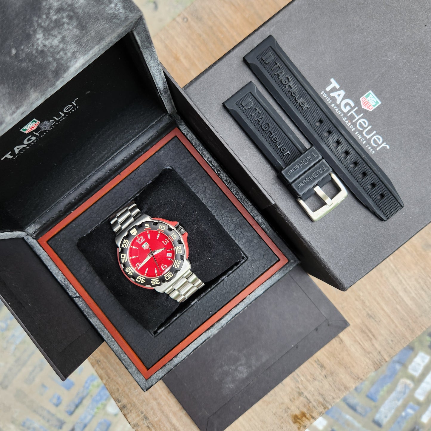 Tag Heuer F1 Red Dial 40mm