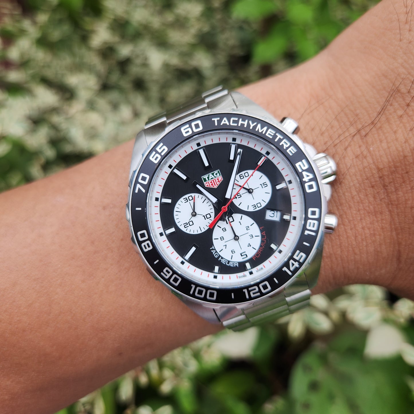 Tag Heuer F1 Chronograph Reverse Panda Dial 43mm - Complete Set