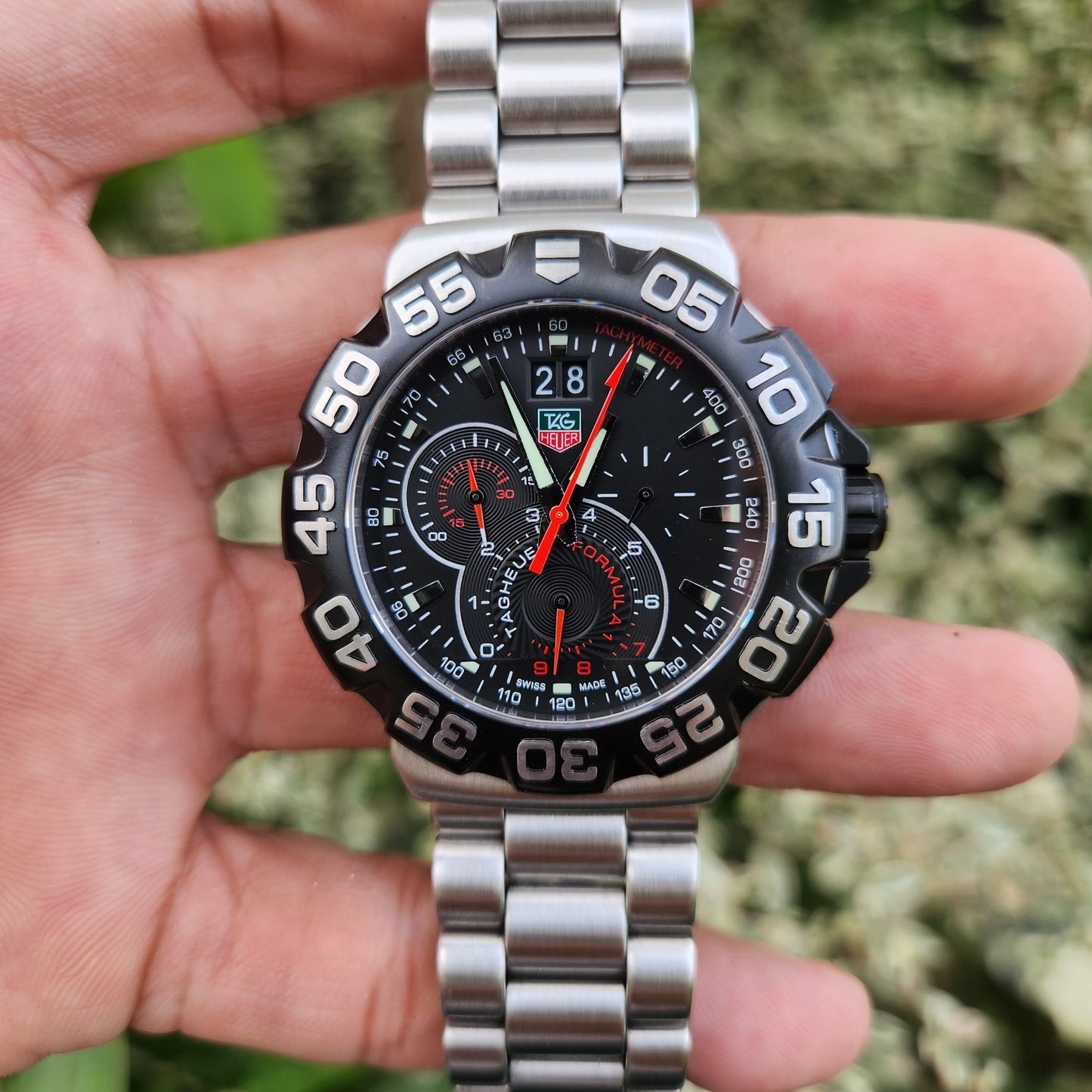 Tag Heuer F1 Grande Date Chronograph Black Dial 44mm