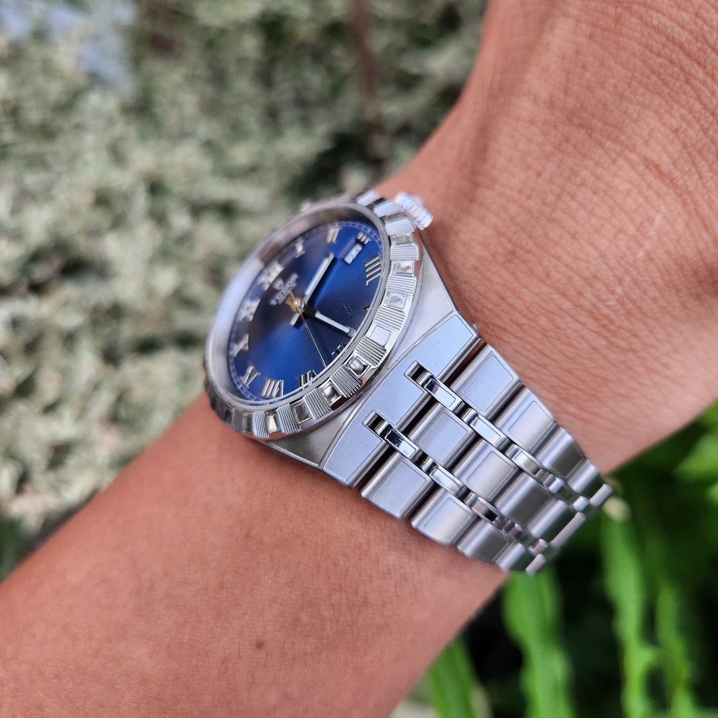 Tudor Royal Chronometer 38mm Sunray Blue Dial - Complete Set