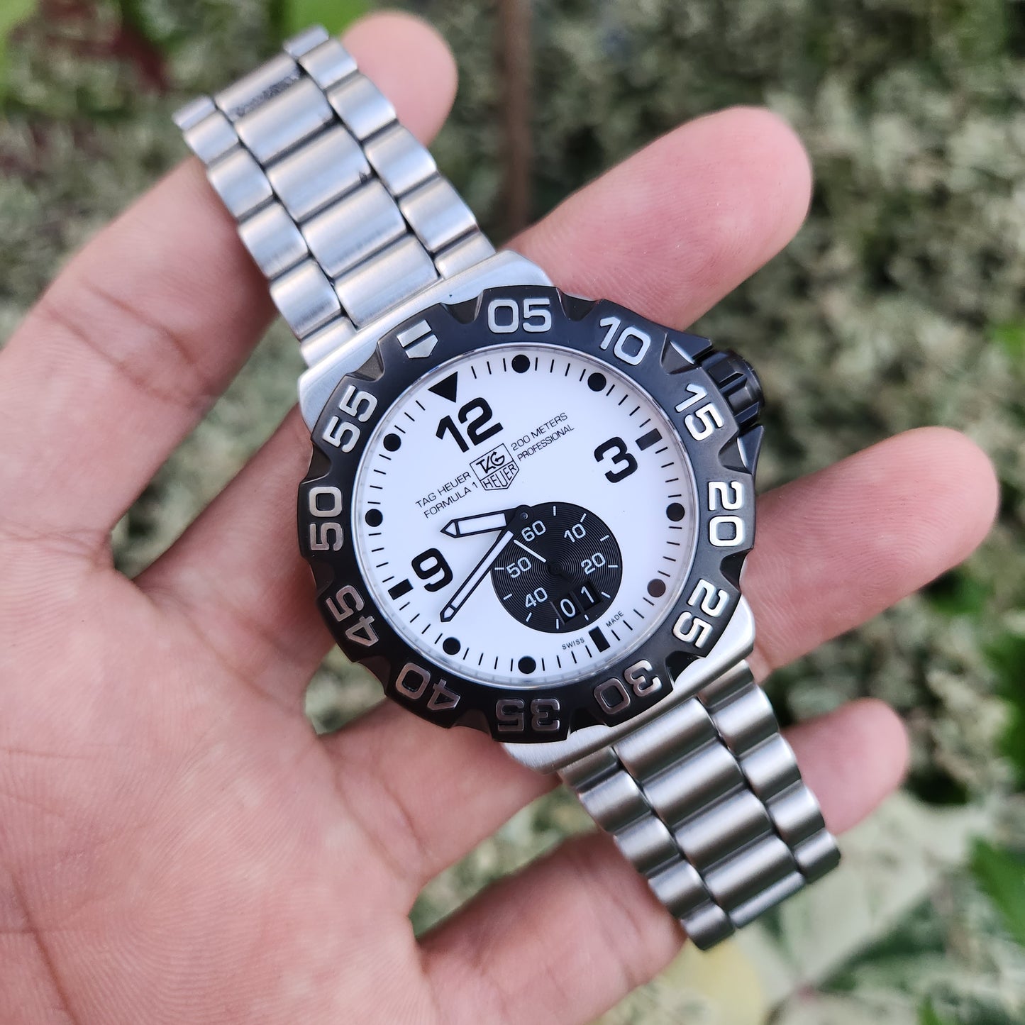 Tag Heuer F1 Grande Date Panda Full Lume White Dial 44mm - Complete Set