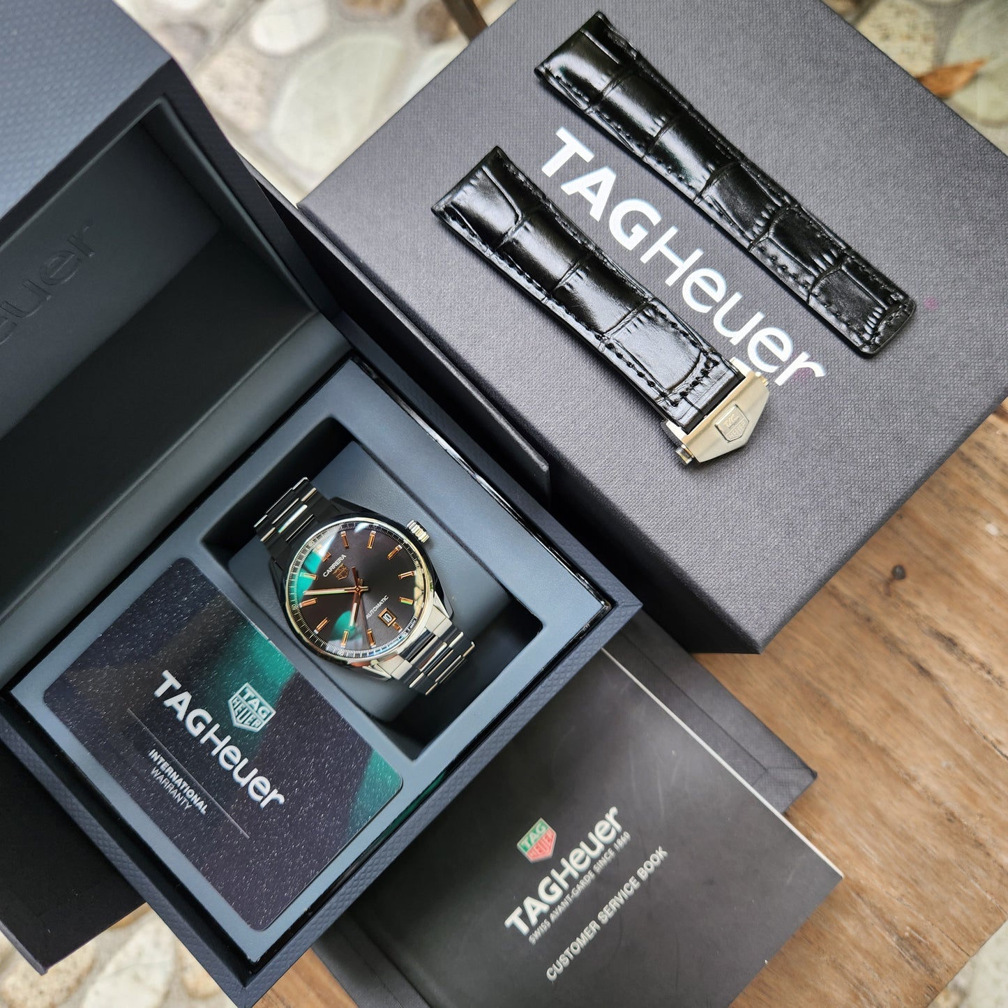 Tag Heuer Carrera Calibre 5 Rose Gold 5N Accents in Black Dial 39mm - Complete Set