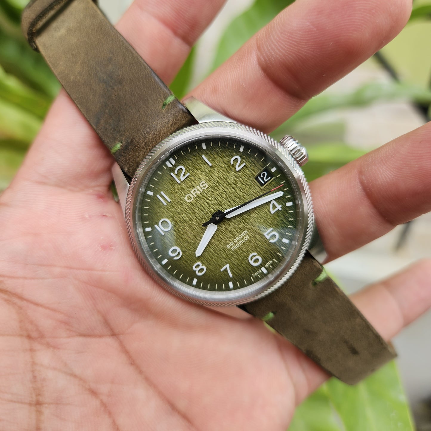 Oris Big Crown ProPilot Okavango Air Rescue Limited Edition in Green Fume Dial 41mm - Complete Set (Brand New)