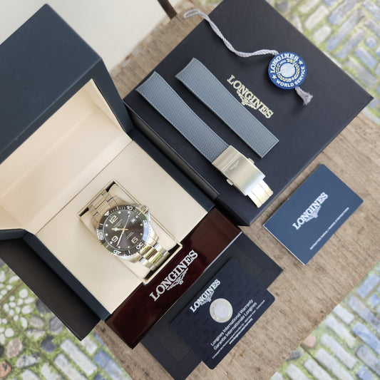 Longines HydroConquest Ceramic Bezel in Sunray Grey Dial 41mm - Complete Set