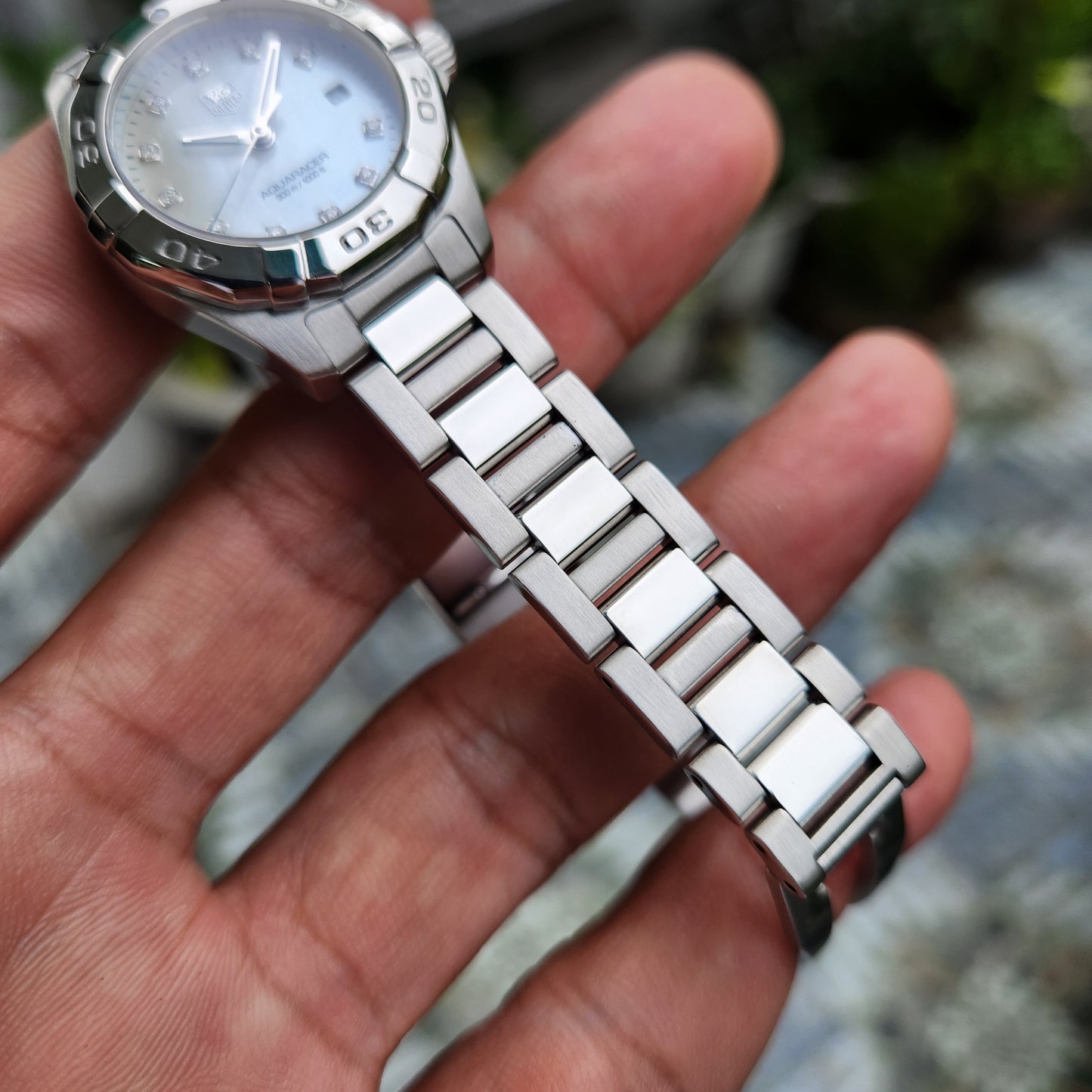 Tag Heuer Ladies Aquaracer Mother of Pearl White Dial with 11 Diamonds 27mm