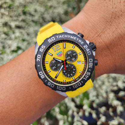 Tag Heuer F1 Chronograph Yellow Dial 43mm - Complete Set