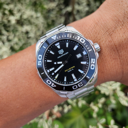 Tag Heuer Aquaracer Black Dial 300M 43mm - Complete Set