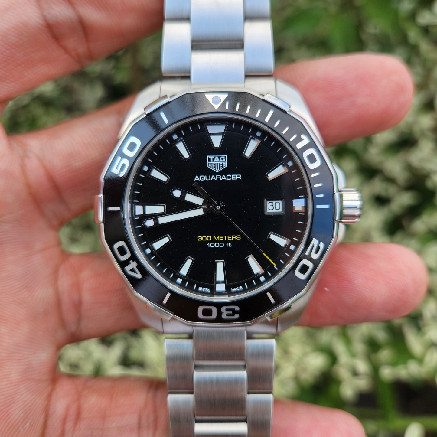 Tag Heuer Aquaracer Black Dial 300M 43mm - Complete Set