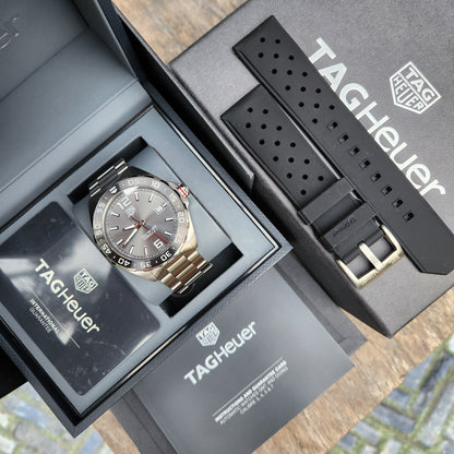 Tag Heuer F1 Date Calibre 5 Anthracite Grey Dial 43mm - Complete Set