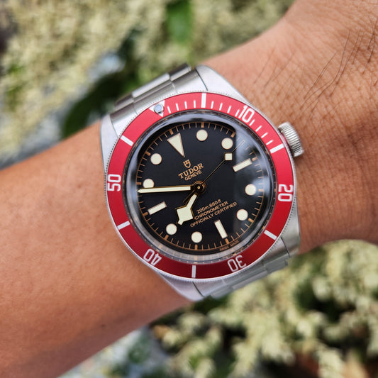 Tudor Black Bay Burgundy 41mm - Complete Set