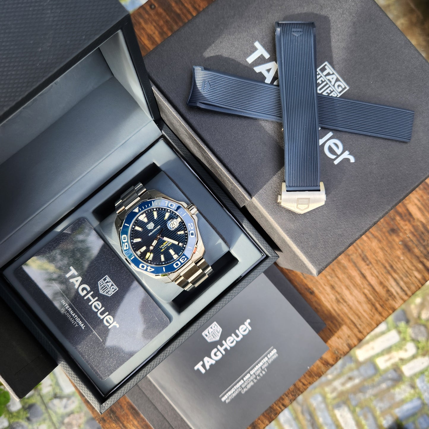 Tag Heuer Aquaracer Calibre 5 Ceramic Blue Dial 43mm - Complete Set