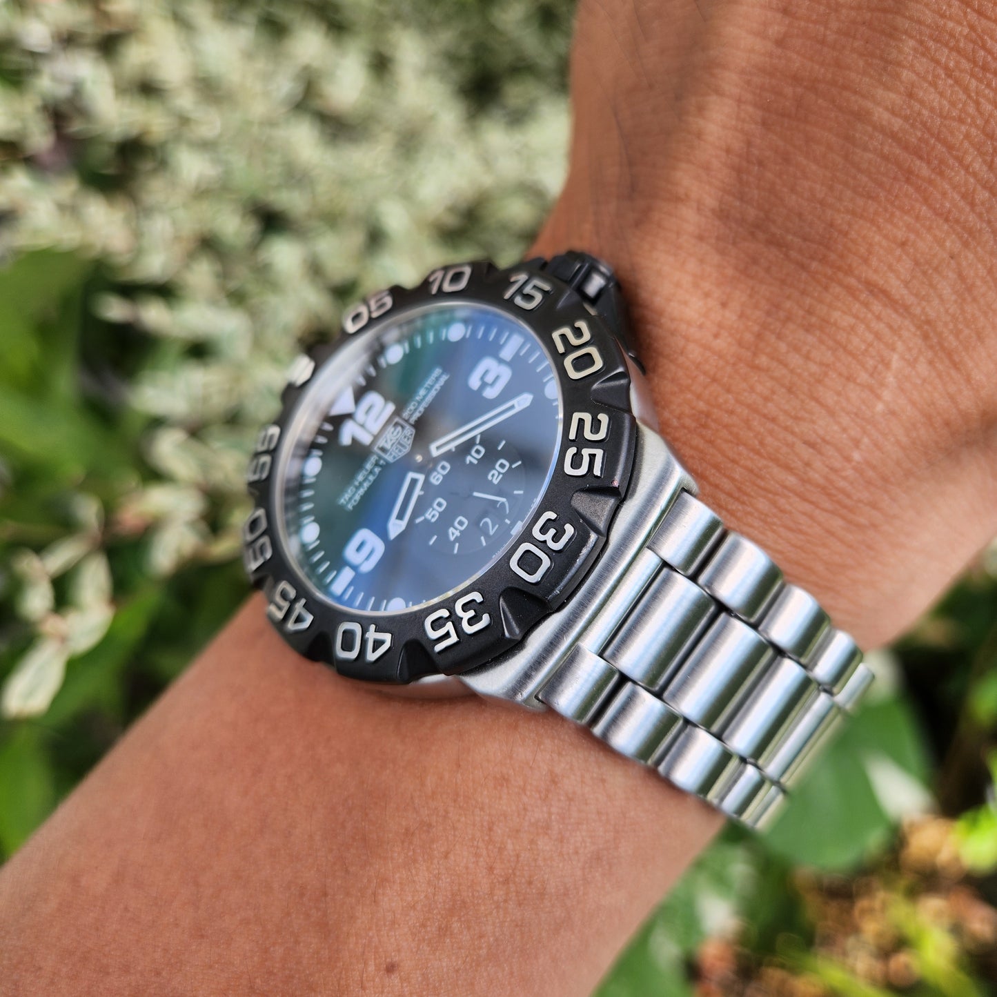 Tag Heuer F1 Grande Date Black Dial 44mm