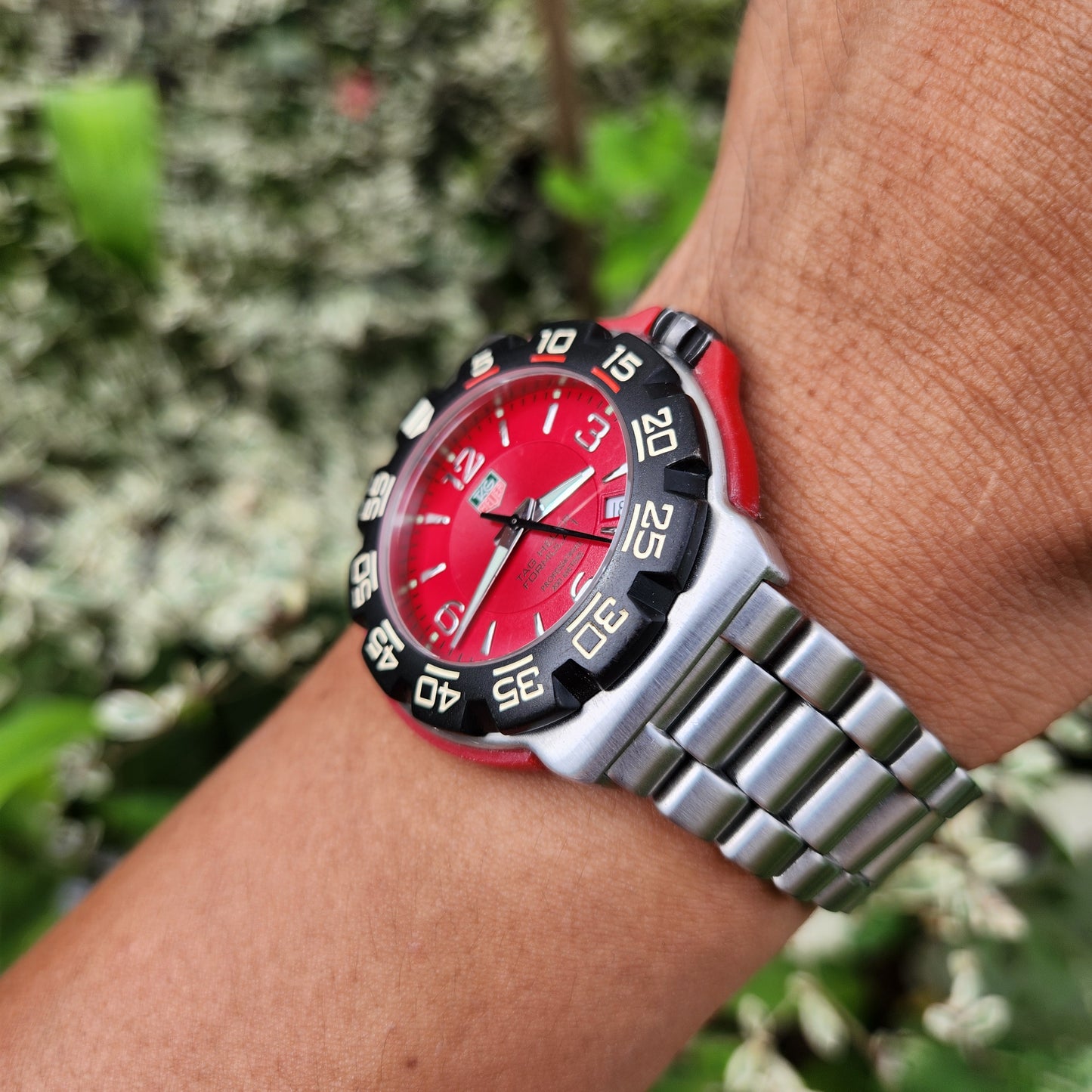 Tag Heuer F1 Red Dial 40mm