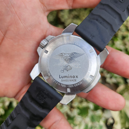 Luminox Carbonox RSC Navy Seal 45mm Black Dial - Complete Set