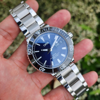 Oris Aquis Big Day Date Ceramic Bezel in Blue Sunray Dial 45mm - Complete Set