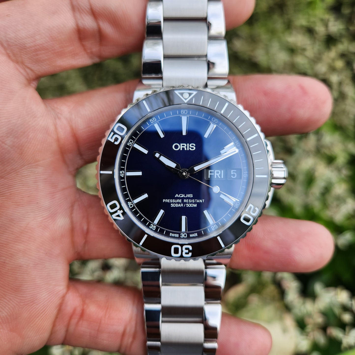 Oris Aquis Big Day Date Ceramic Bezel in Blue Sunray Dial 45mm - Complete Set