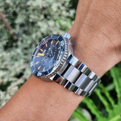Oris Aquis Tubbataha Titanium Limited Edition Ceramic Bezel in Blue Dial 46mm - Complete Set