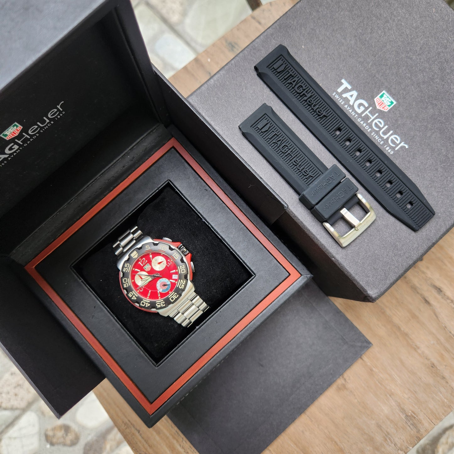 Tag Heuer F1 Chronograph Red Dial 40mm