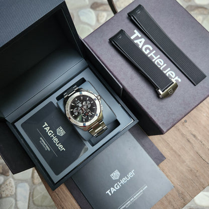 Tag Heuer Aquaracer Chronograph Grande Date Black Dial 43mm - Complete Set