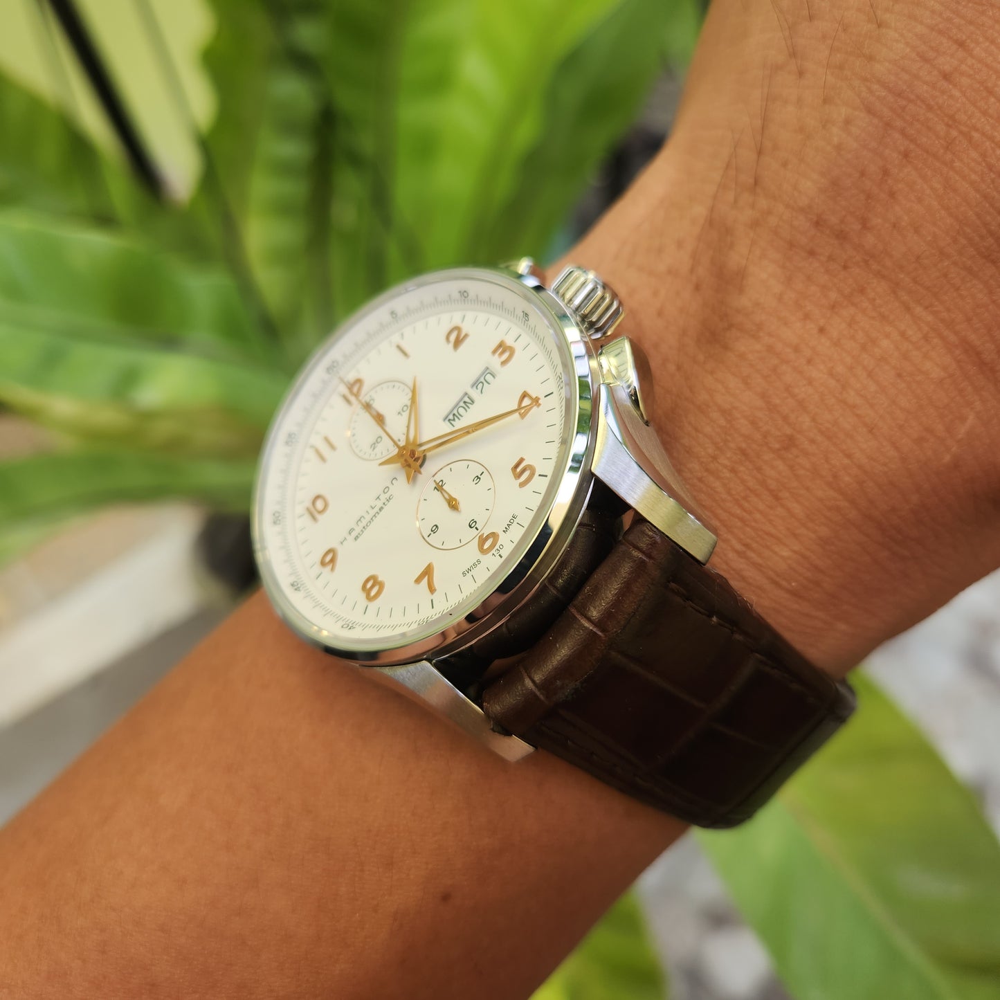 Hamilton Jazzmaster Maestro Auto Chrono in White Dial 45mm