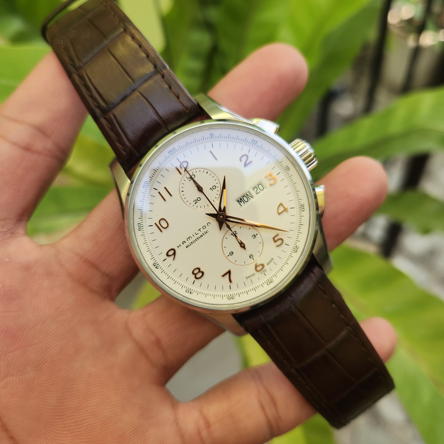 Hamilton Jazzmaster Maestro Auto Chrono in White Dial 45mm
