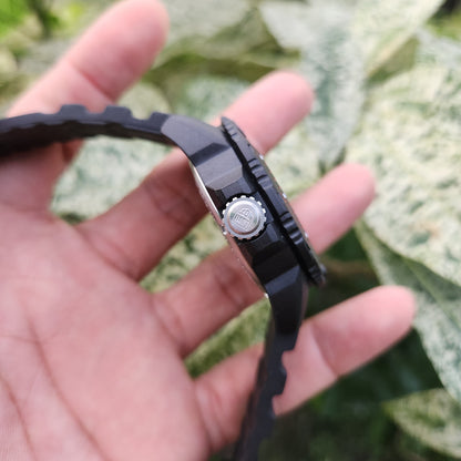 Luminox Carbonox Navy Seal Black Red Accent 45mm - Complete Set