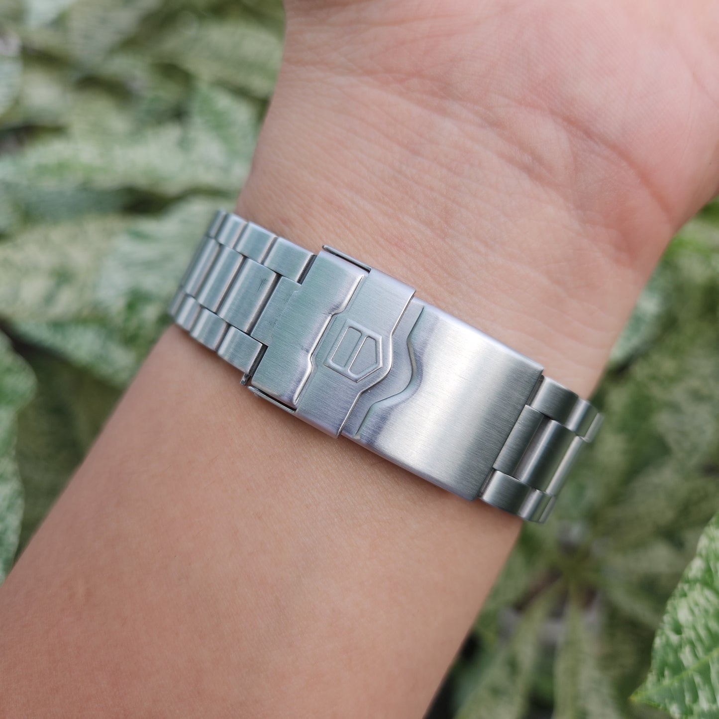 Tag Heuer F1 Chronograph Black Dial 42mm - Complete Set