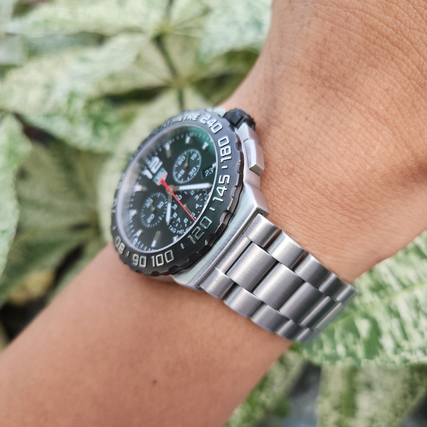 Tag Heuer F1 Chronograph Black Dial 42mm - Complete Set