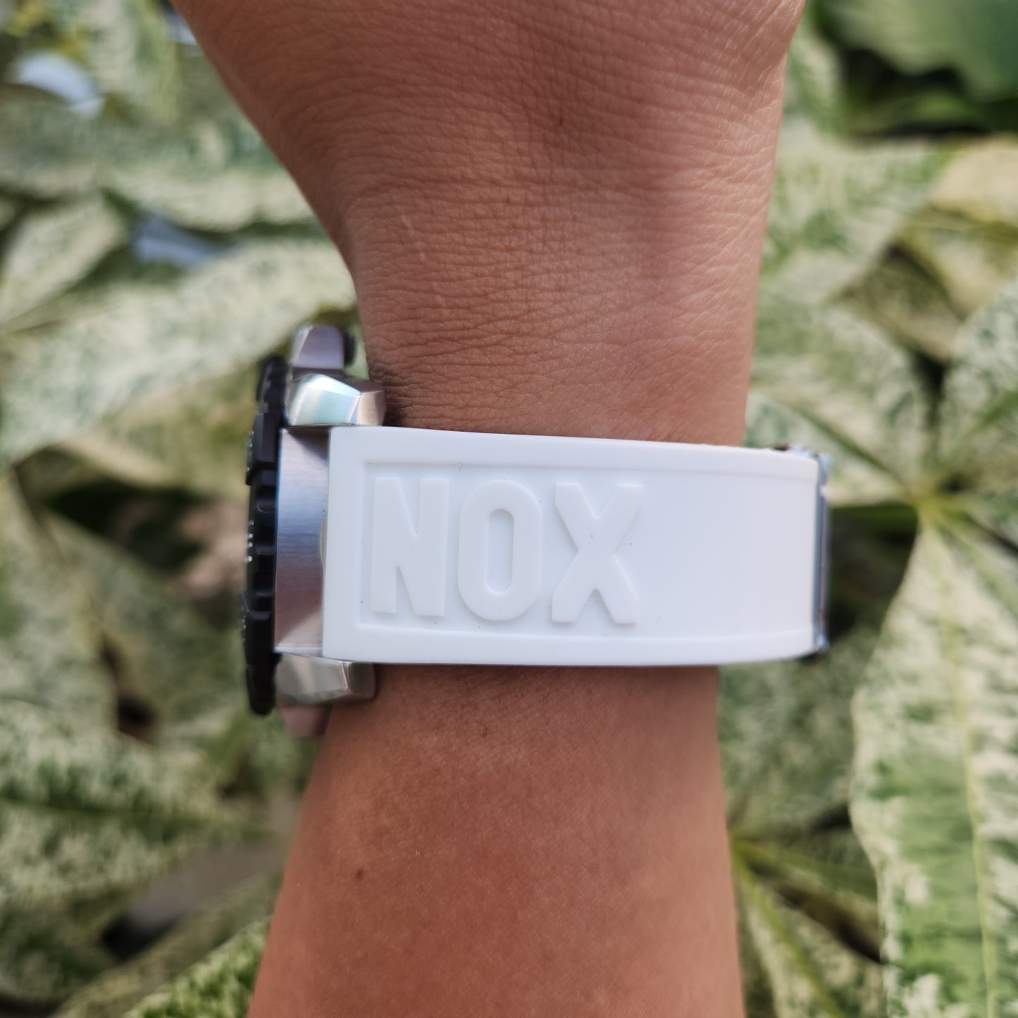 Luminox Carbonox RSC Navy Seal 45mm Black Dial - Complete Set