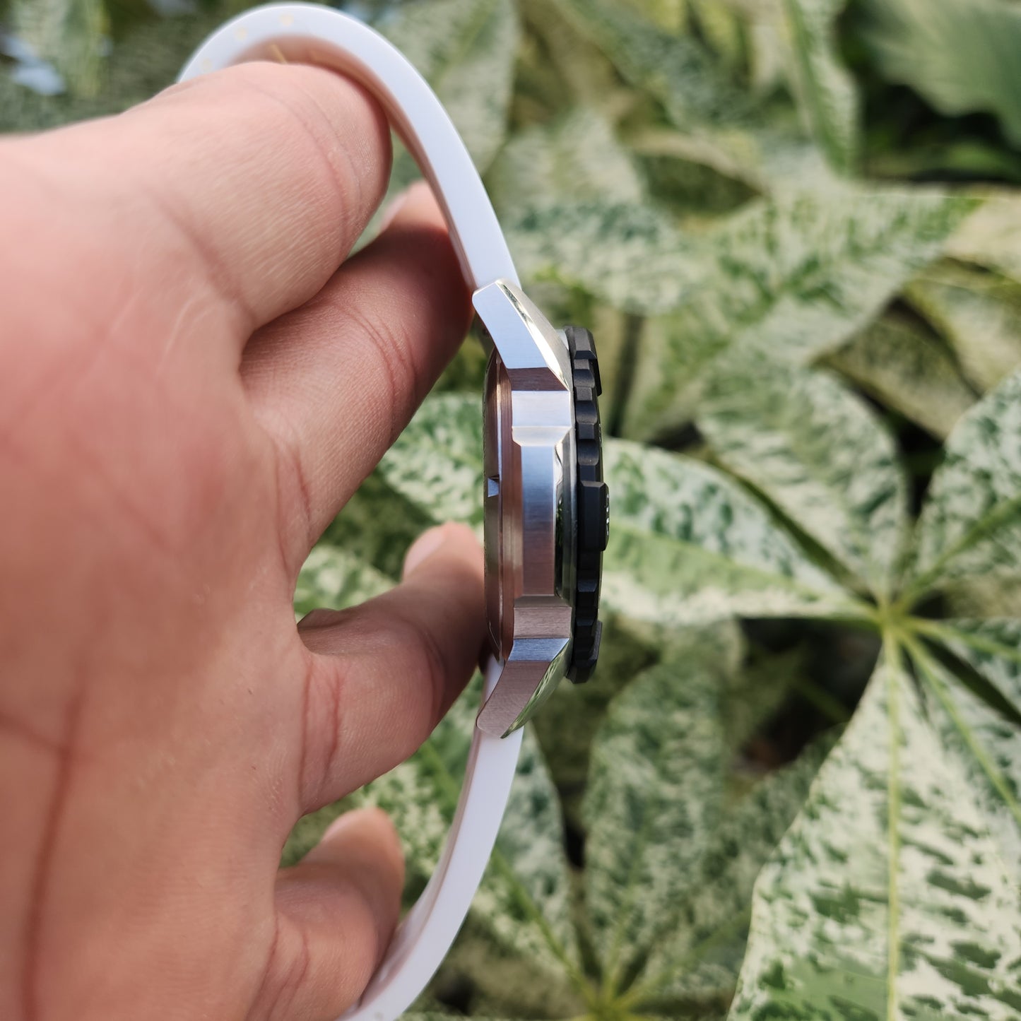 Luminox Carbonox RSC Navy Seal 45mm Black Dial - Complete Set