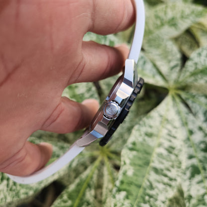 Luminox Carbonox RSC Navy Seal 45mm Black Dial - Complete Set