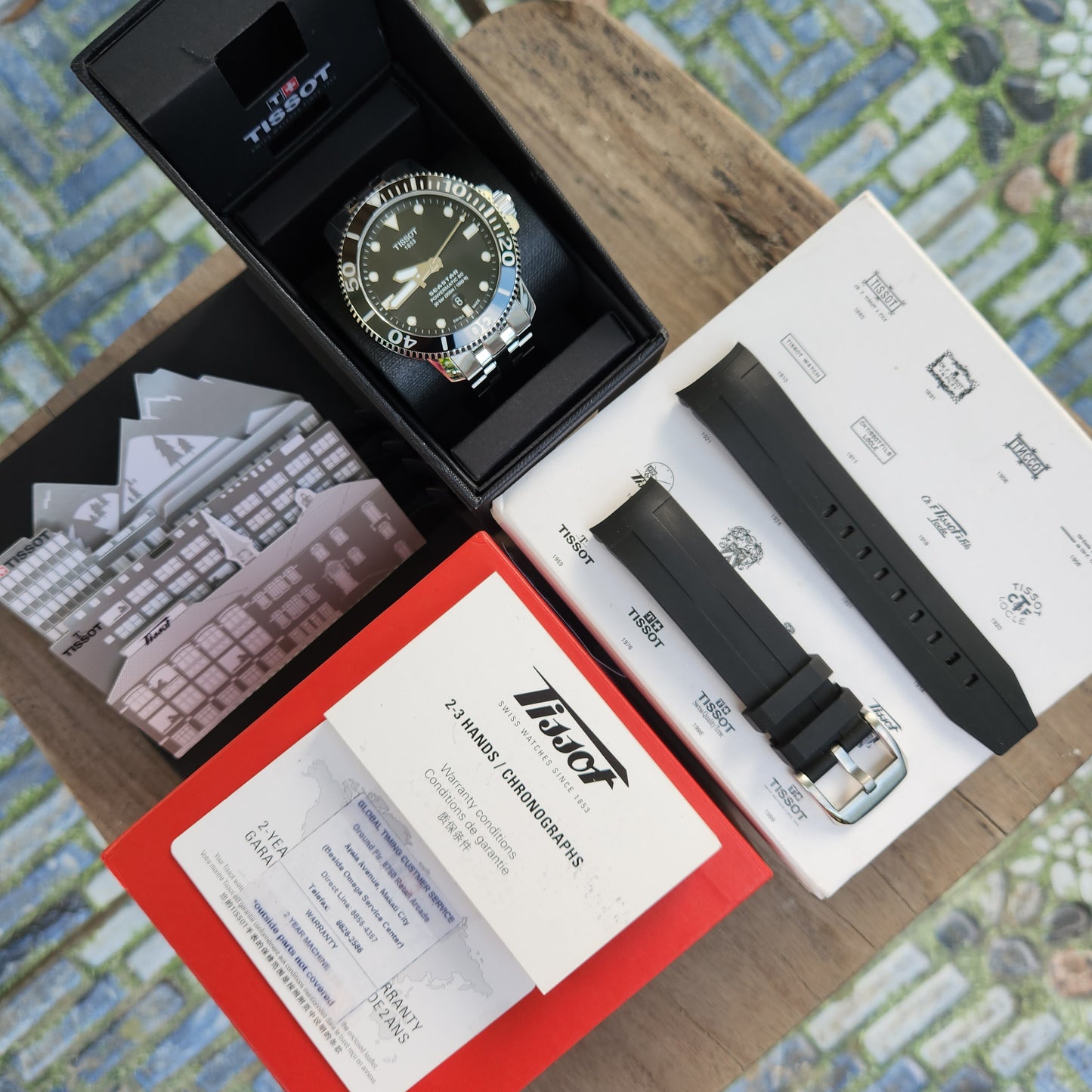 Tissot Seastar 1000 Powermatic 80 Ceramic Bezel in Black Super-Luminova Dial 43mm - Complete Set