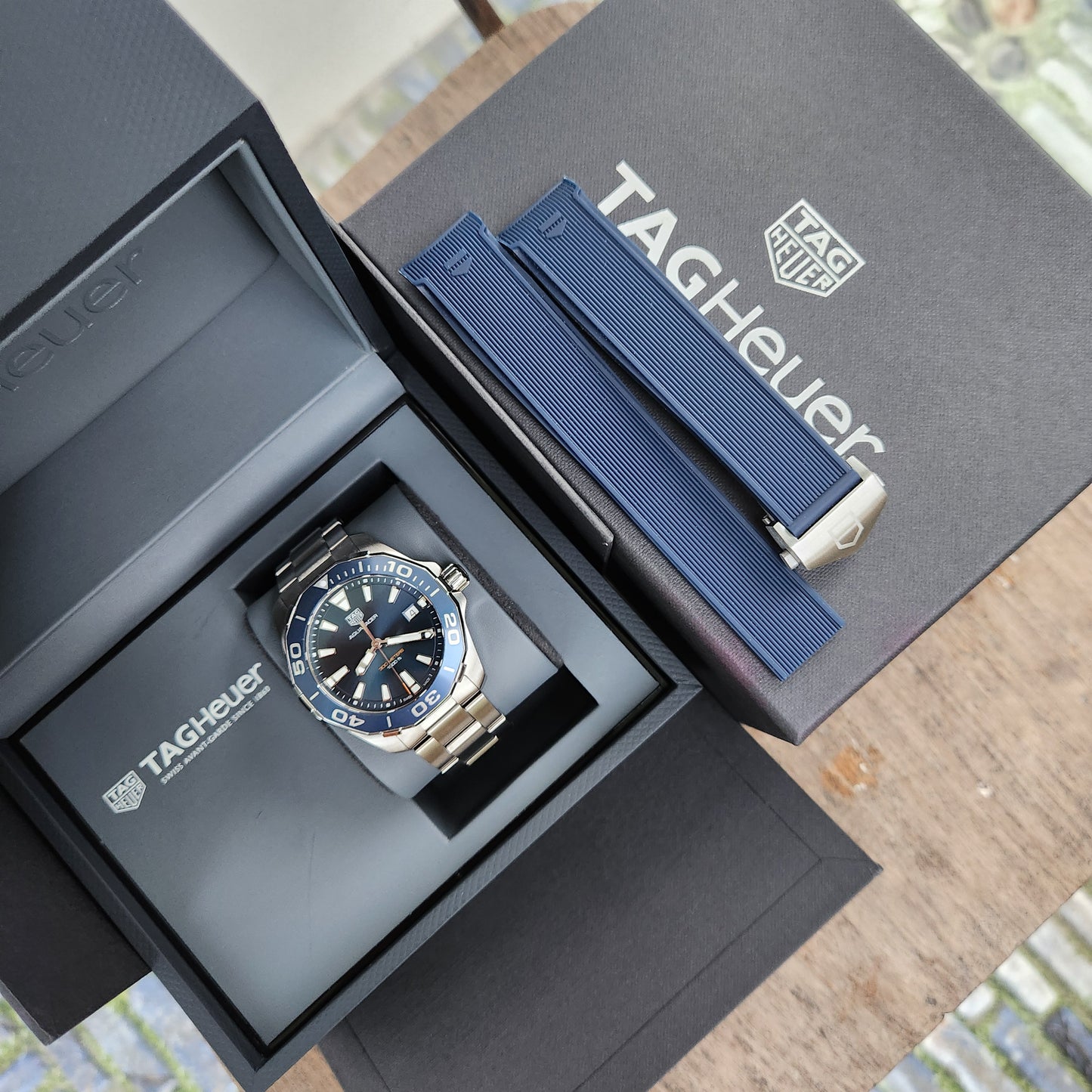 Tag Heuer Aquaracer 300M Steel Alu Bezel in Blue Dial 41mm
