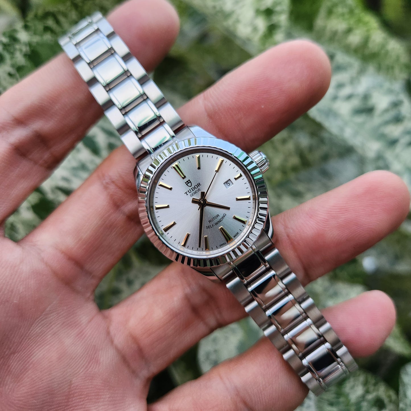 Tudor Style Ladies Fluted Bezel Gold Indeces in Silver Dial 28mm - Complete Set