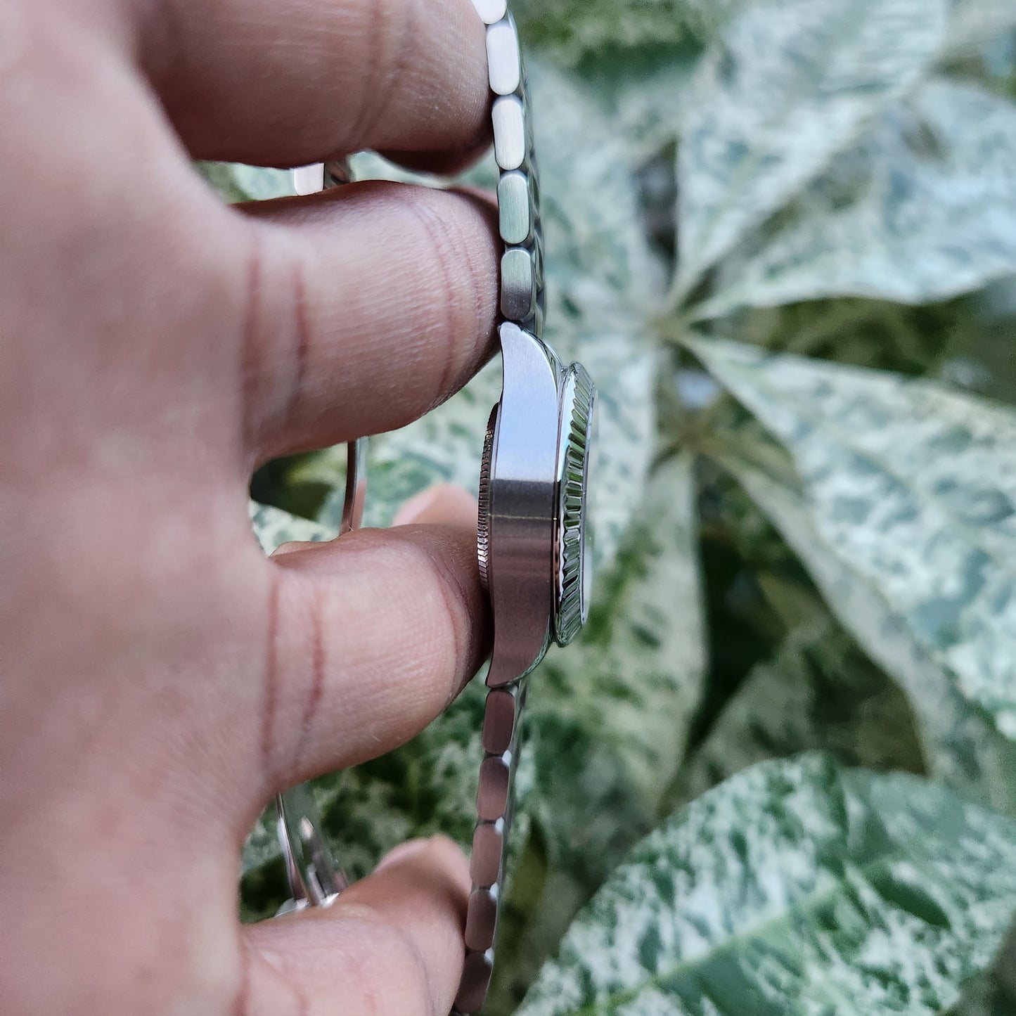 Tudor Style Ladies Fluted Bezel Gold Indeces in Silver Dial 28mm - Complete Set