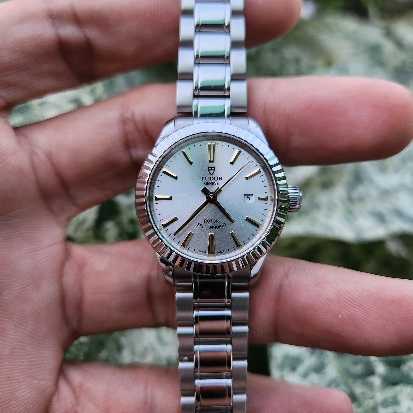 Tudor Style Ladies Fluted Bezel Gold Indeces in Silver Dial 28mm - Complete Set