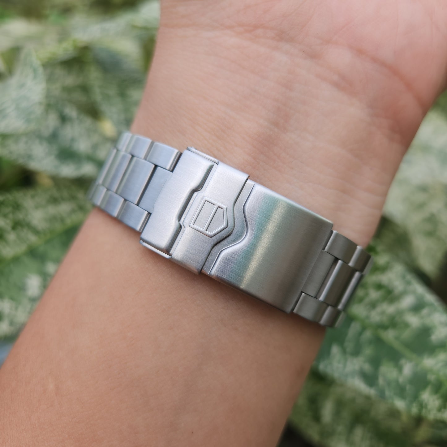 Tag Heuer F1 Black PVD bezel in White Dial 41mm - Complete Set