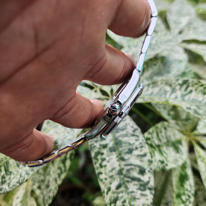 Tag Heuer Aquaracer Calibre 5 Steel Bezel in Lacquered Grey Striped Dial 41mm