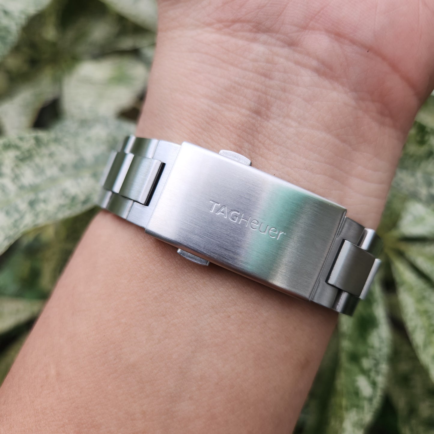 Tag Heuer Aquaracer Calibre 5 Black Engraved Stripes Dial 500M 43mm - Complete Set